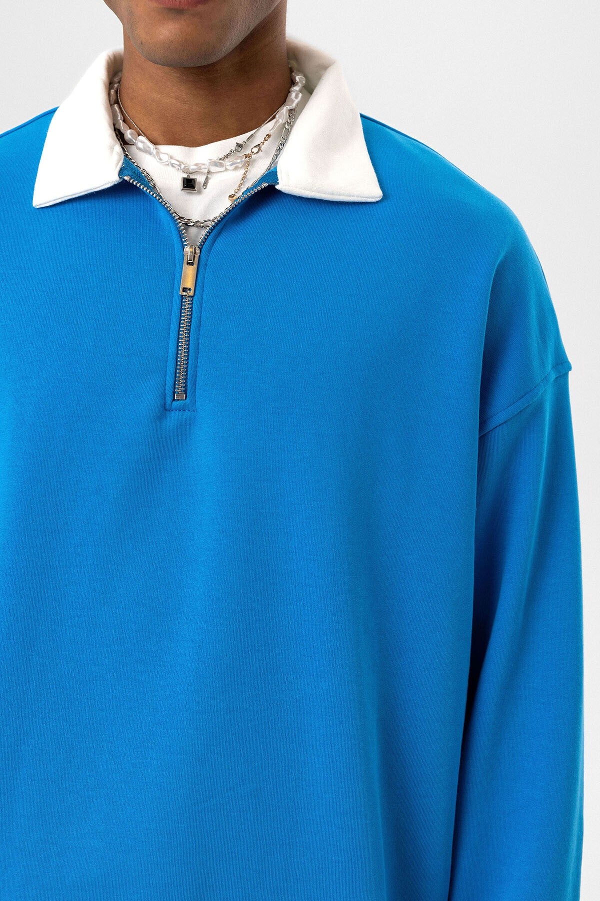 Basic Polo Yaka Fermuar Detaylı Sweatshirt