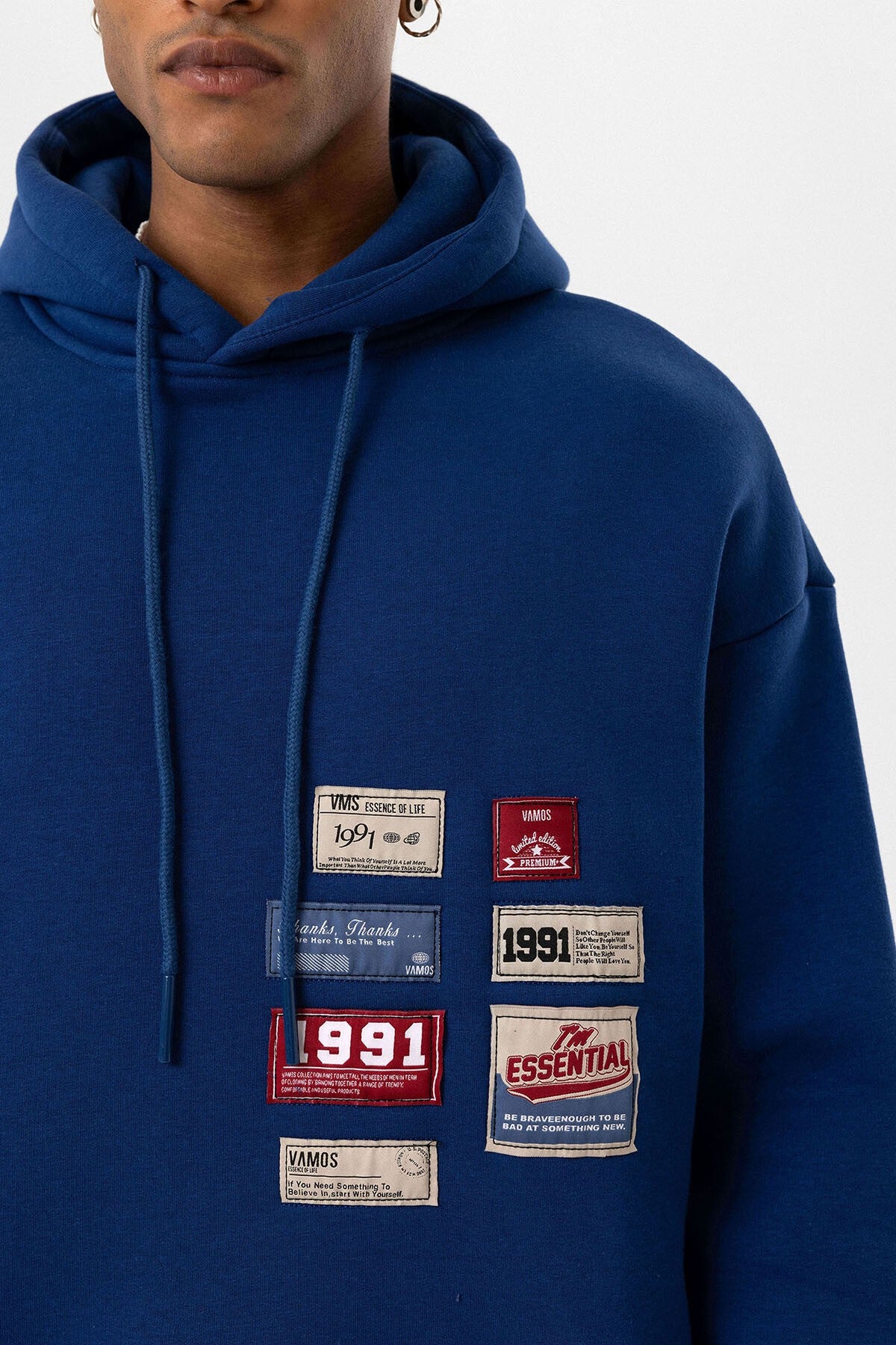 Etiket Detaylı Oversize Sweatshirt