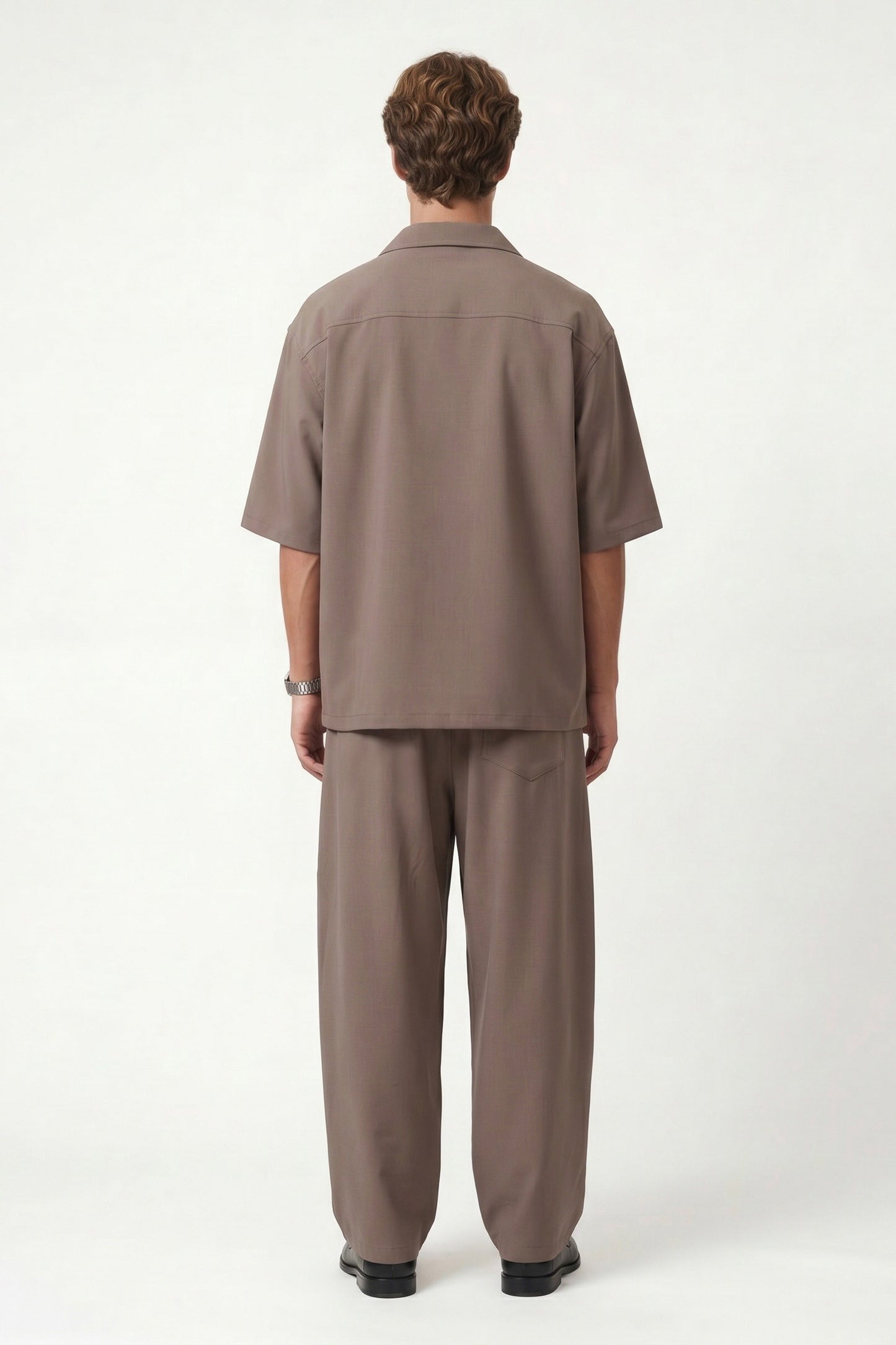 Oversize Esnek Kumaşlı Cepli Gömlek