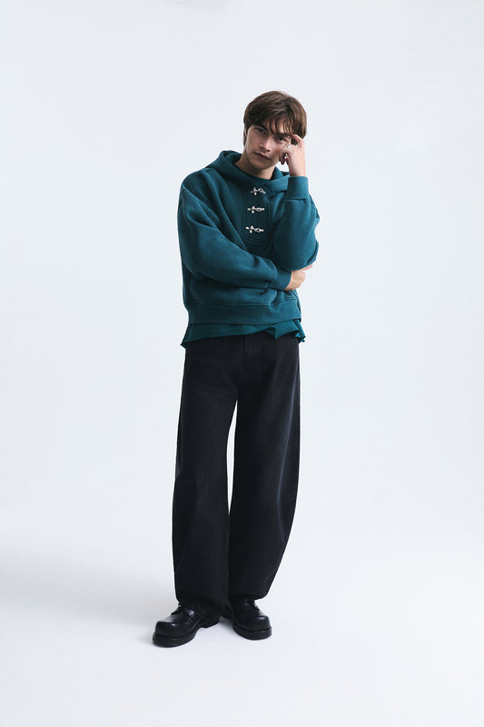 Boxy Fit Metal Klips Kapama Sweatshirt