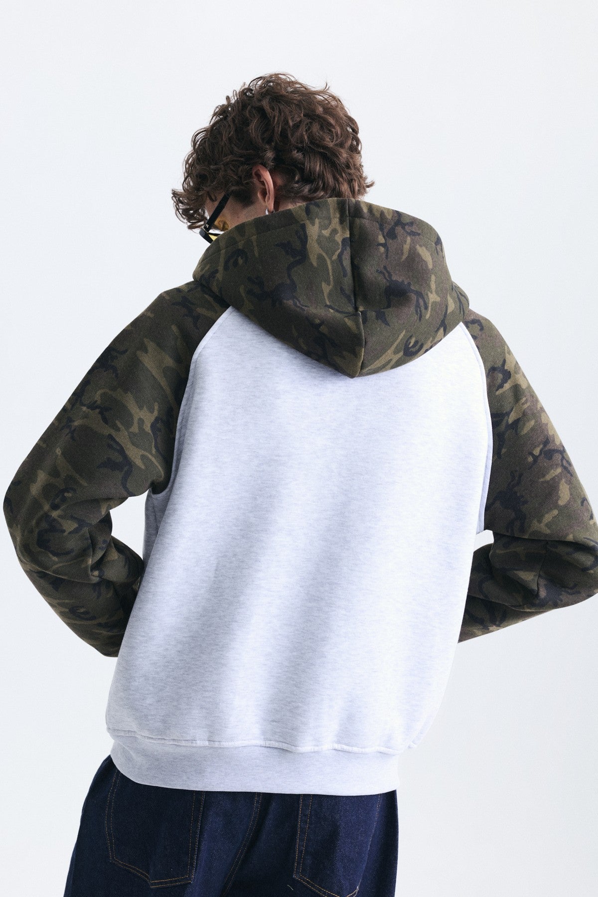 Kamuflaj Desenli Fermuarlı Sweatshirt