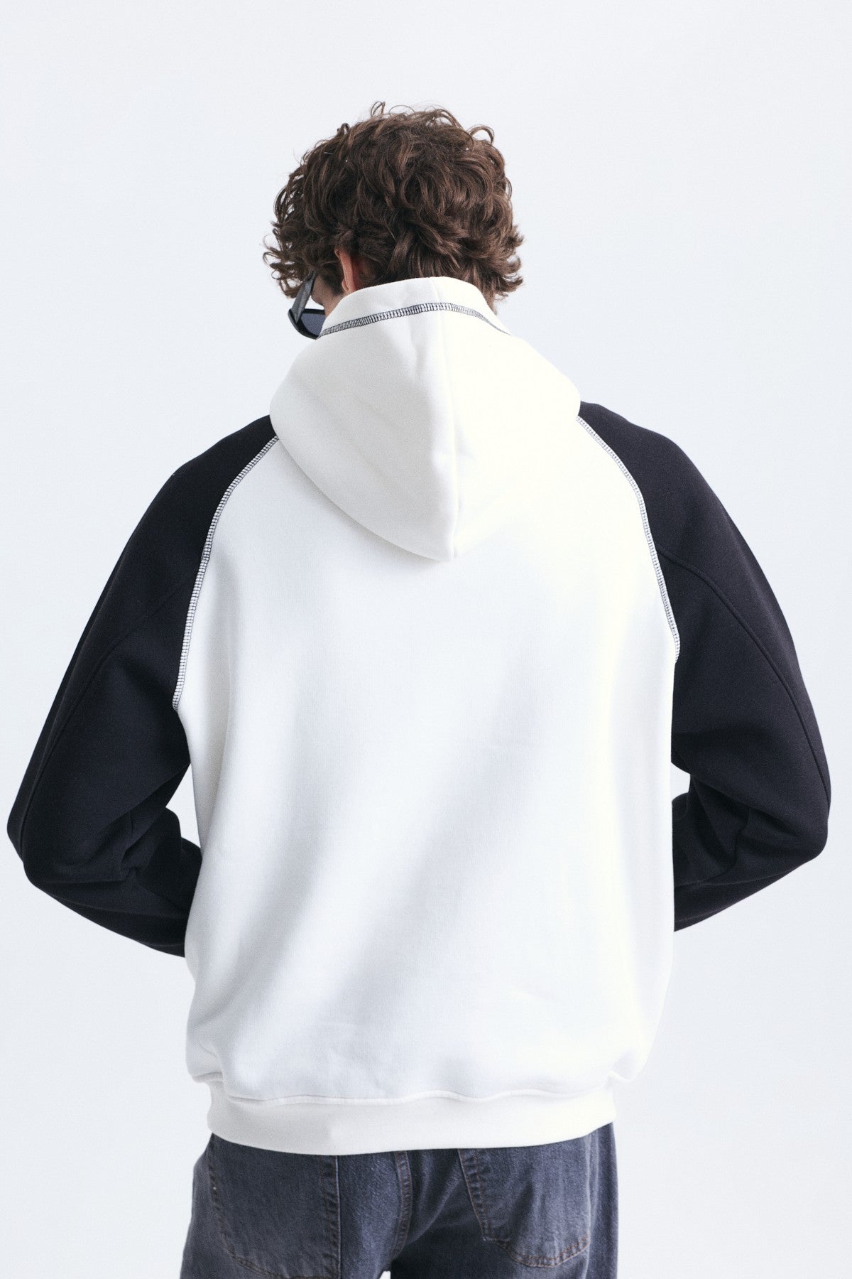 Renk Bloklu Kanguru Cepli Kapüşonlu Sweatshirt