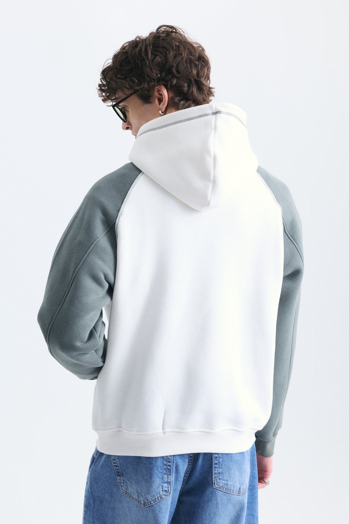 Renk Bloklu Kanguru Cepli Kapüşonlu Sweatshirt