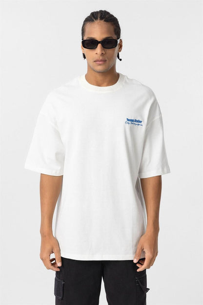 Nakış İşlemeli Oversize Tişört