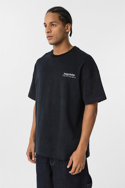 Nakış İşlemeli Oversize Tişört