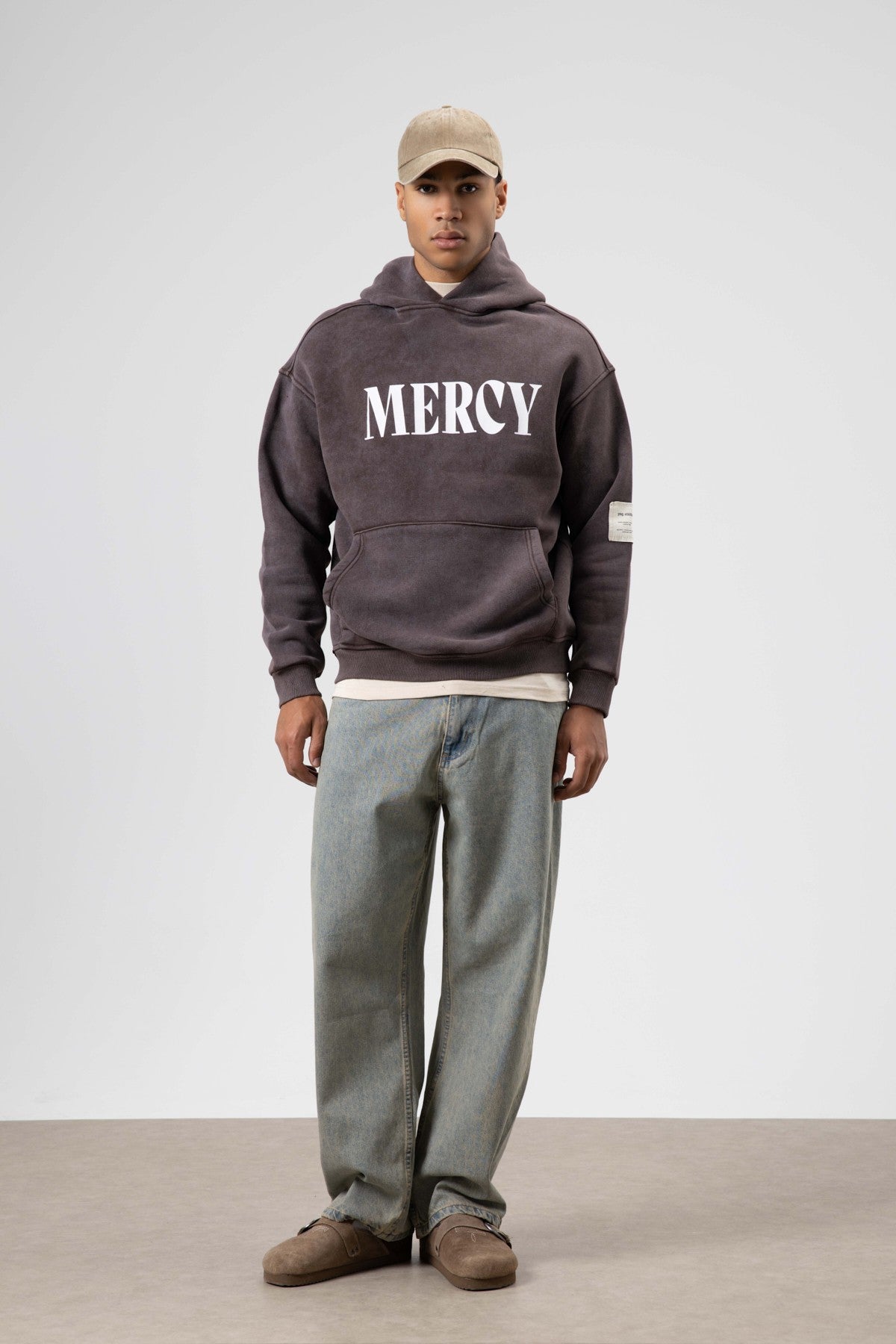 Kart Detaylı Yıkamalı Oversize Sweatshirt