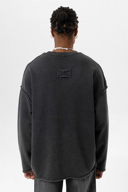 Yıkamalı Sırt Detaylı Oversize Sweatshirt