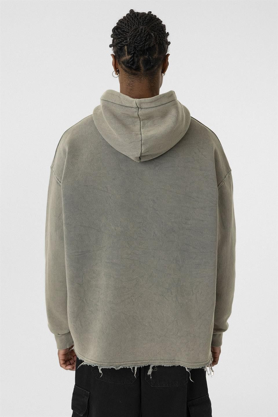 Yıkamalı Yırtık Detaylı Oversize Sweatshirt