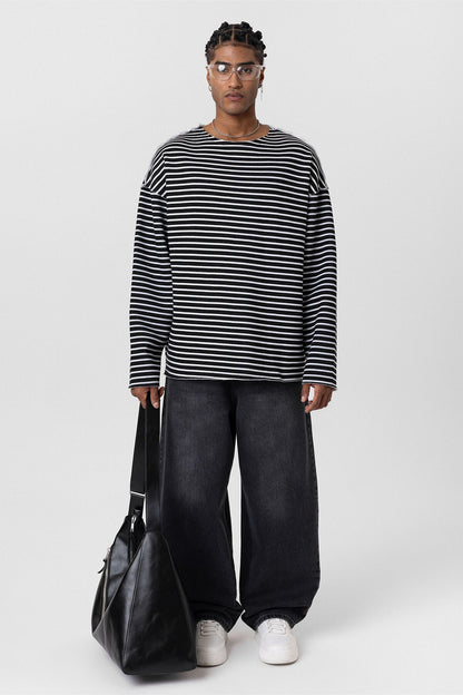 Yaka Detaylı Oversize Sweatshirt