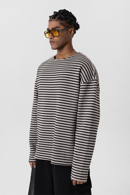 Yaka Detaylı Oversize Sweatshirt