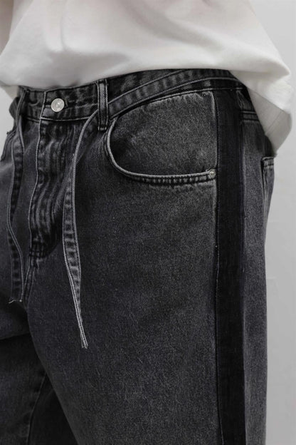 Kemer Detaylı Şeritli Baggy Jean
