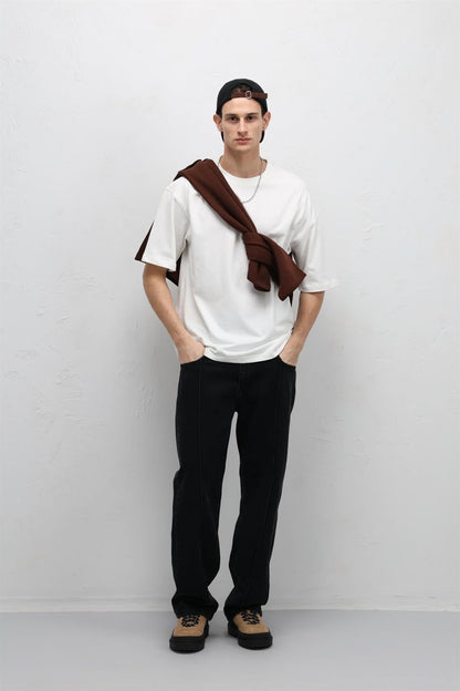 Dikiş Detaylı Relaxed Fit Jean