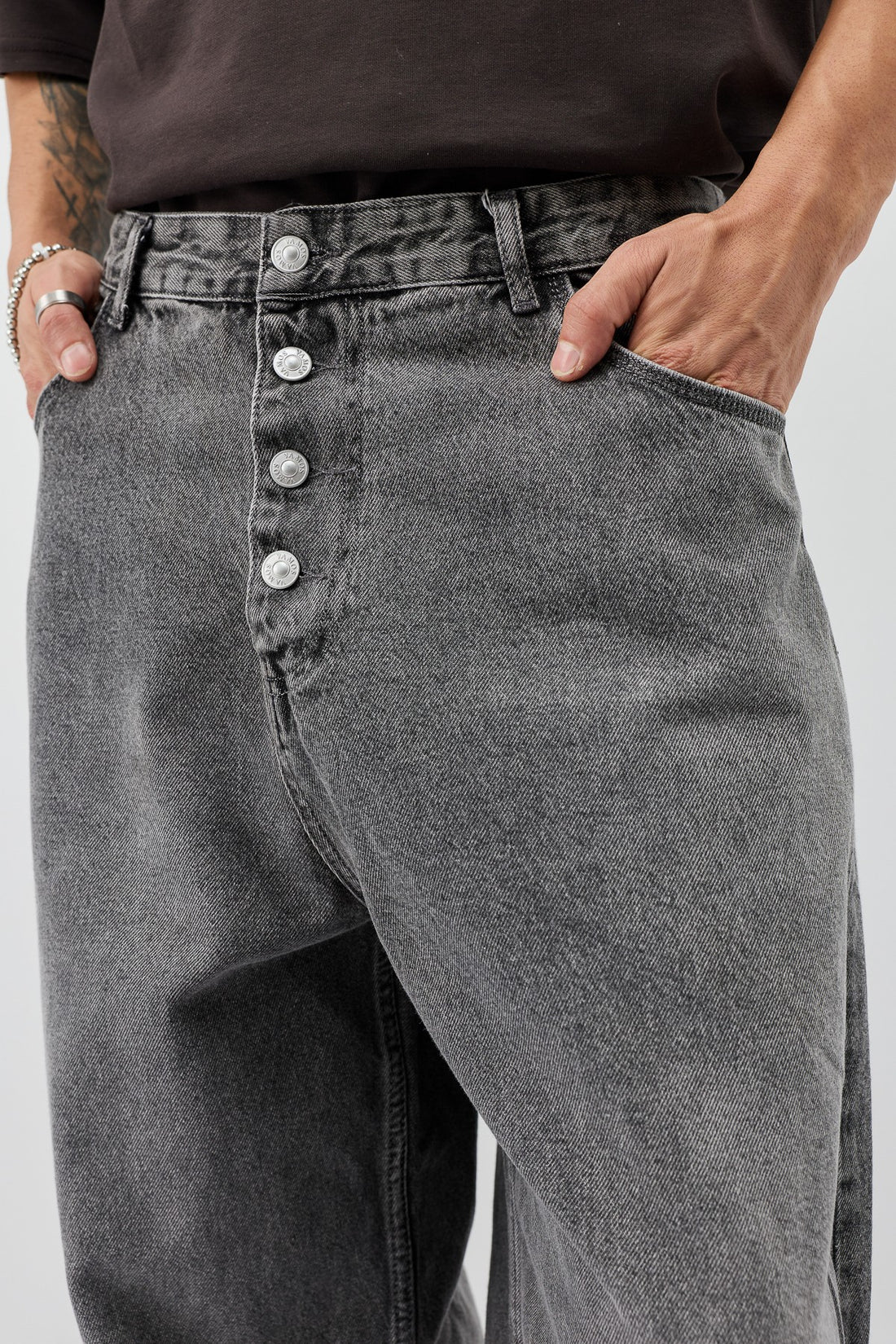 Barrel Fit Jeans