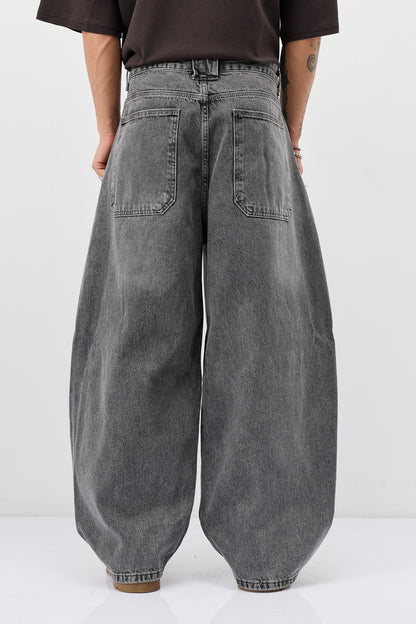 Barrel Fit Jeans