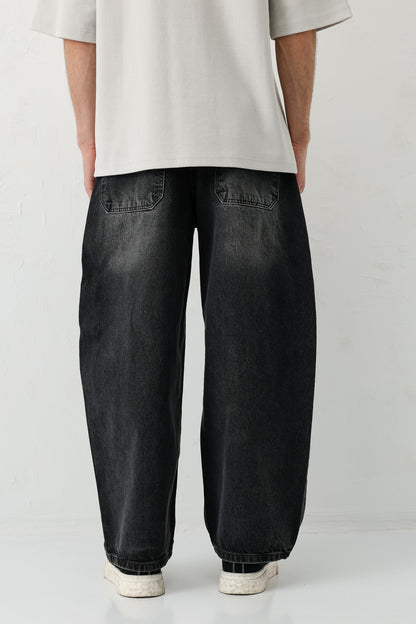 Barrel Fit Jeans