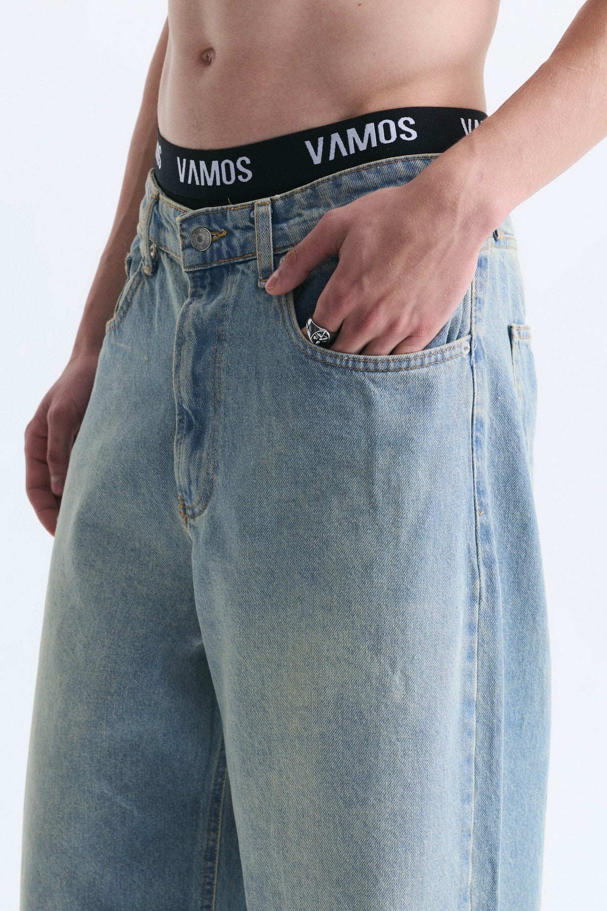 New Baggy Yıkamalı Jean