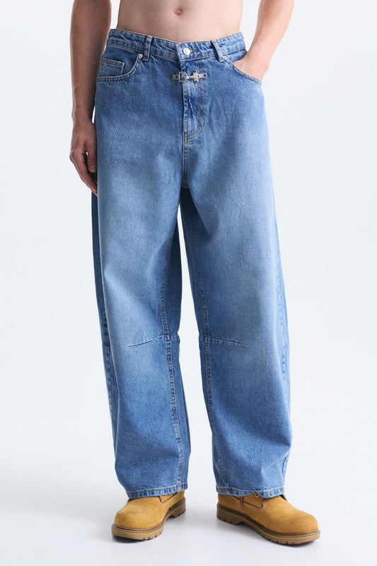 Metal Kanca Detaylı Balloon Fit Jean