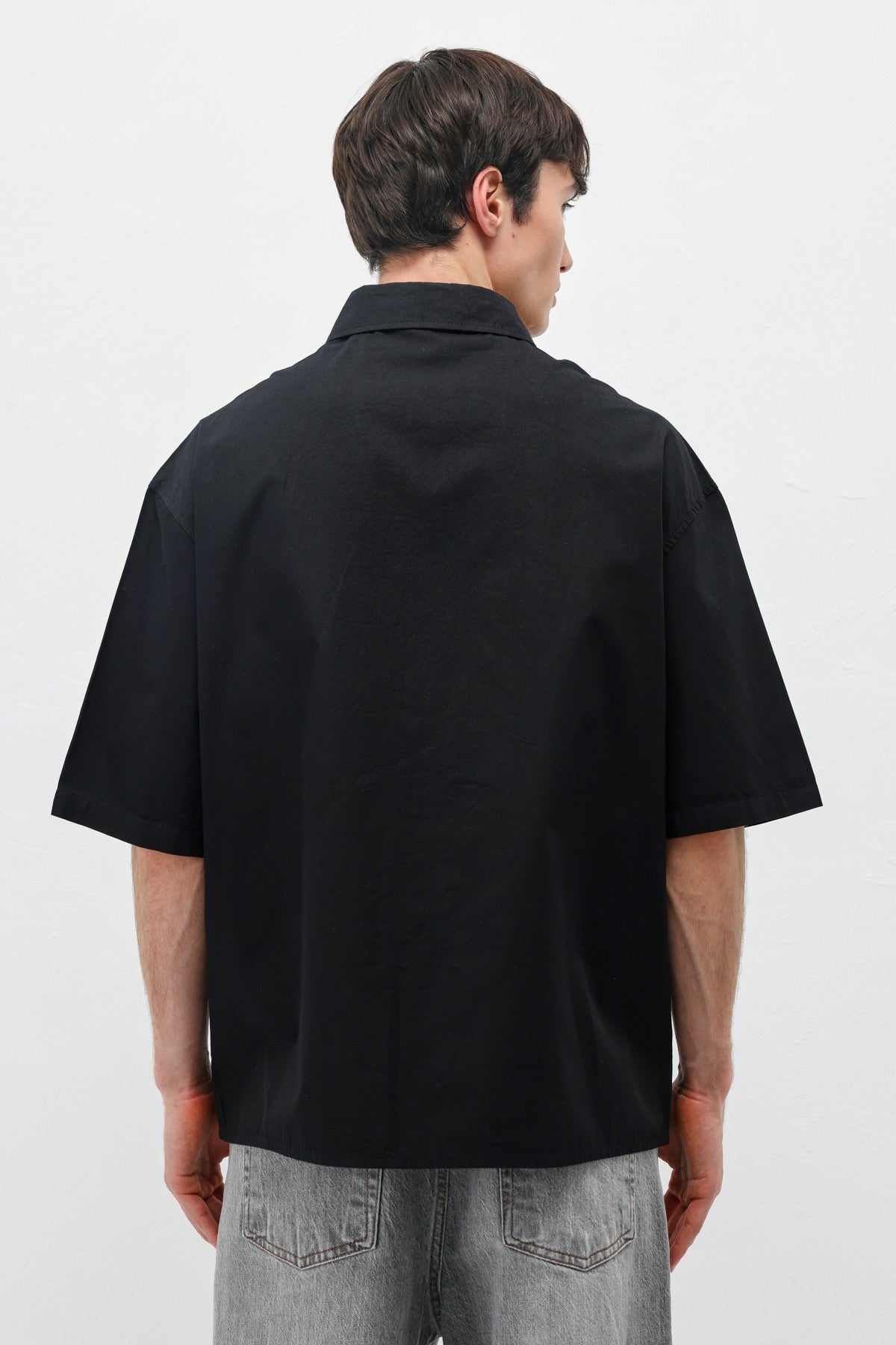 Oversize Yazı Baskılı Kısa Kollu Gömlek