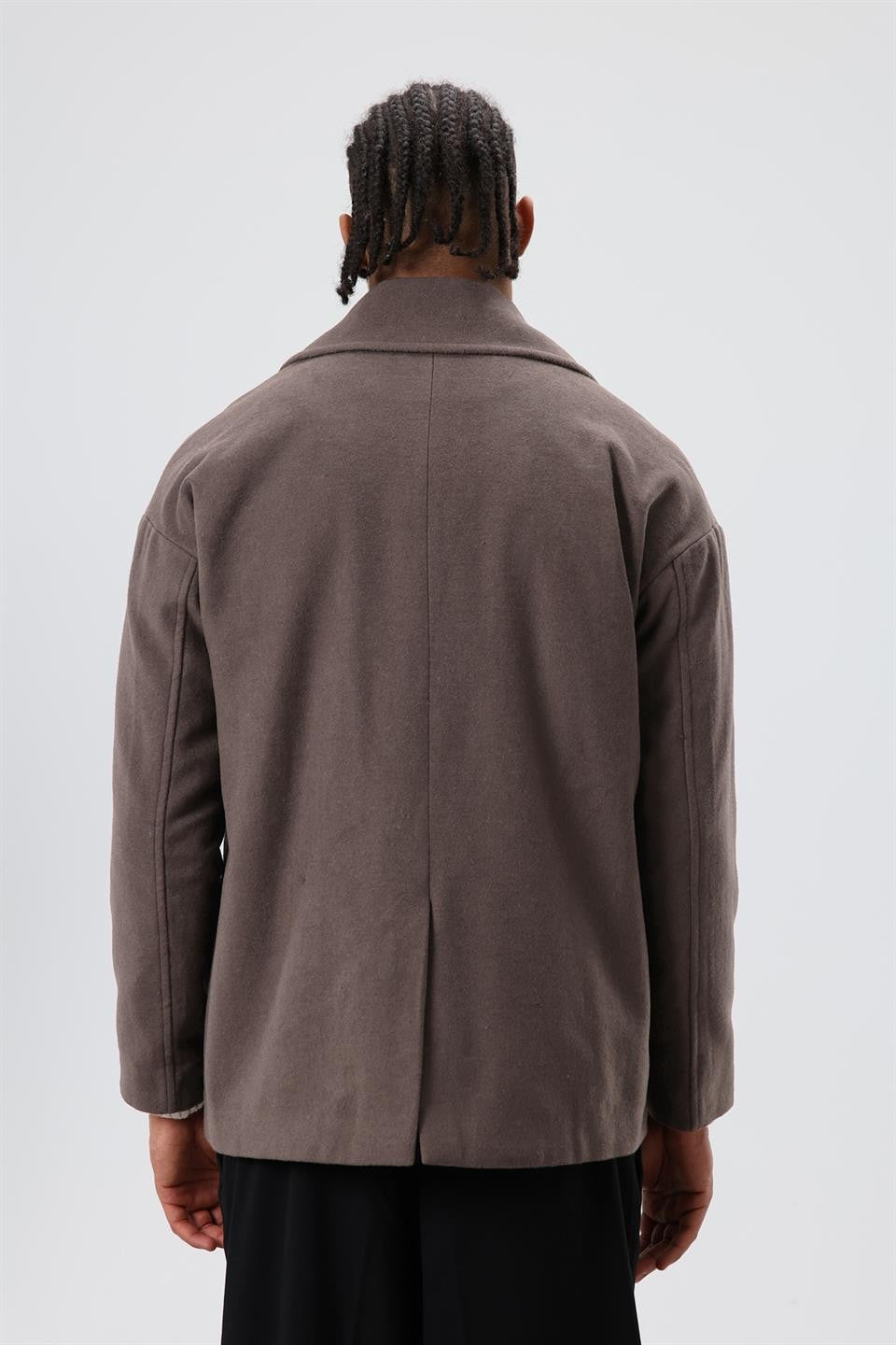 Oversize Kruvaze Kısa Kaşe Ceket