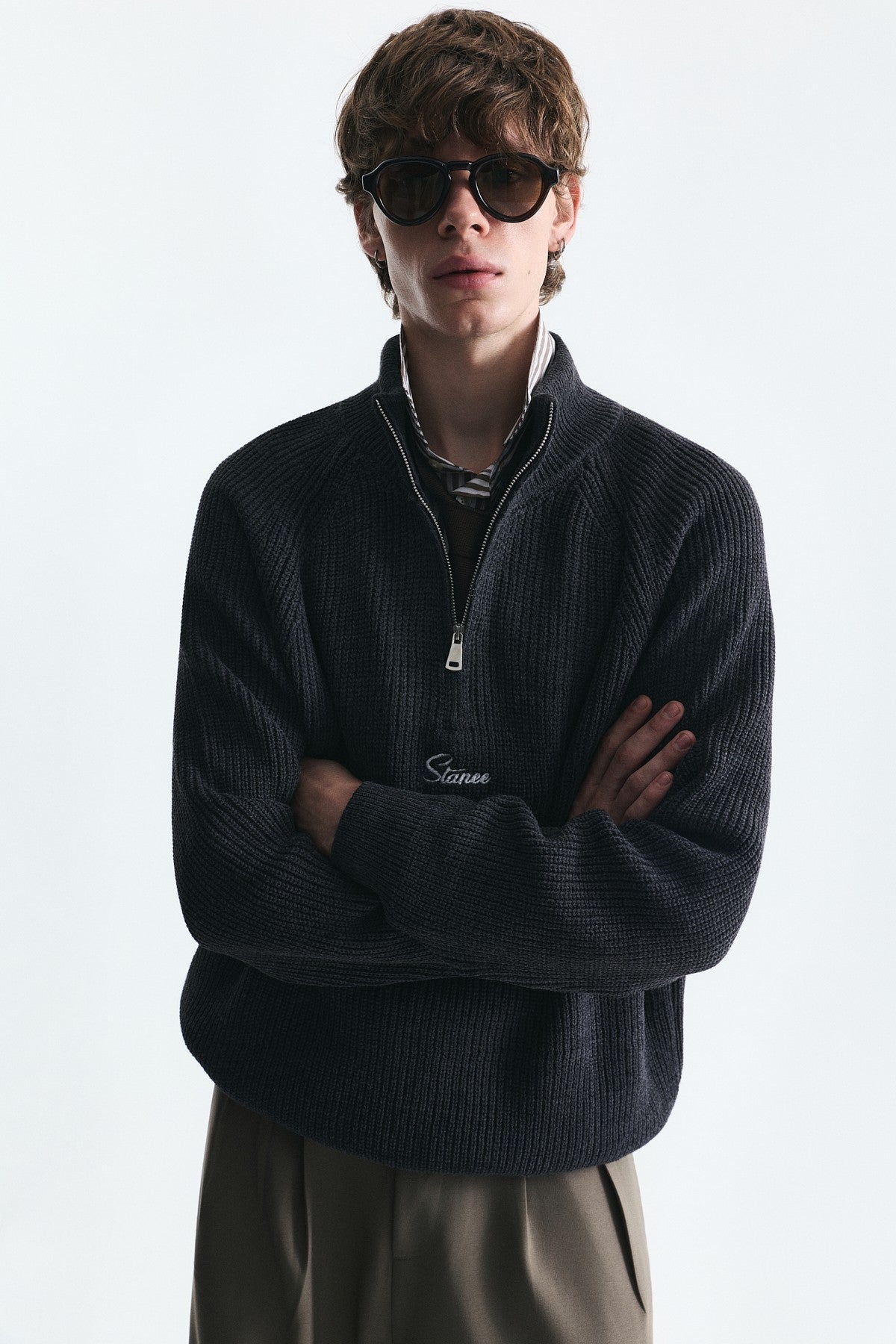Fermuar Kapama Dik Yaka Sweatshirt
