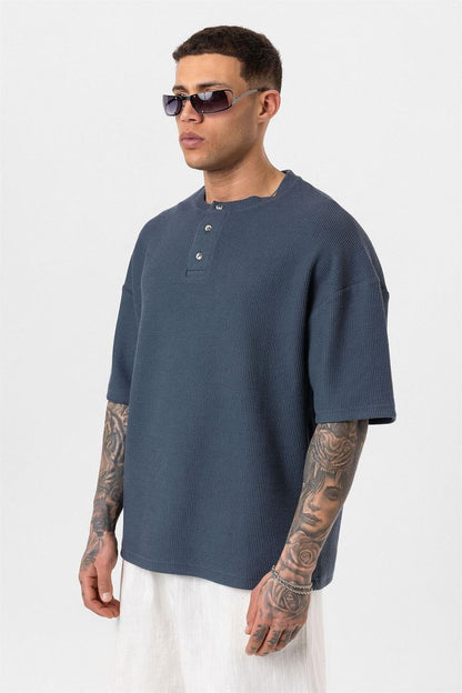 Düğmeli Yaka Oversize Tişört