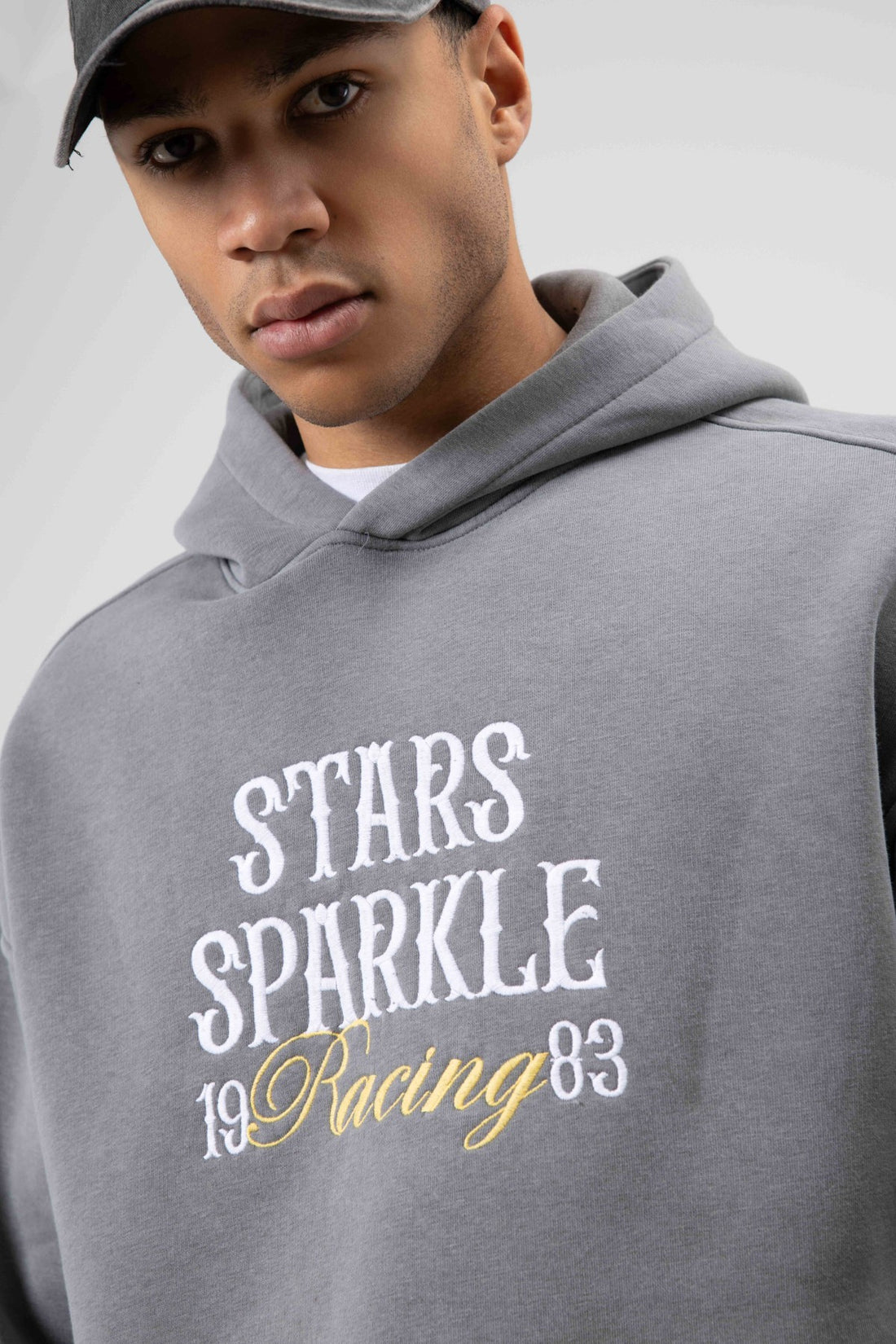 Oversize Nakış BaskılıKapüşonlu Sweatshirt
