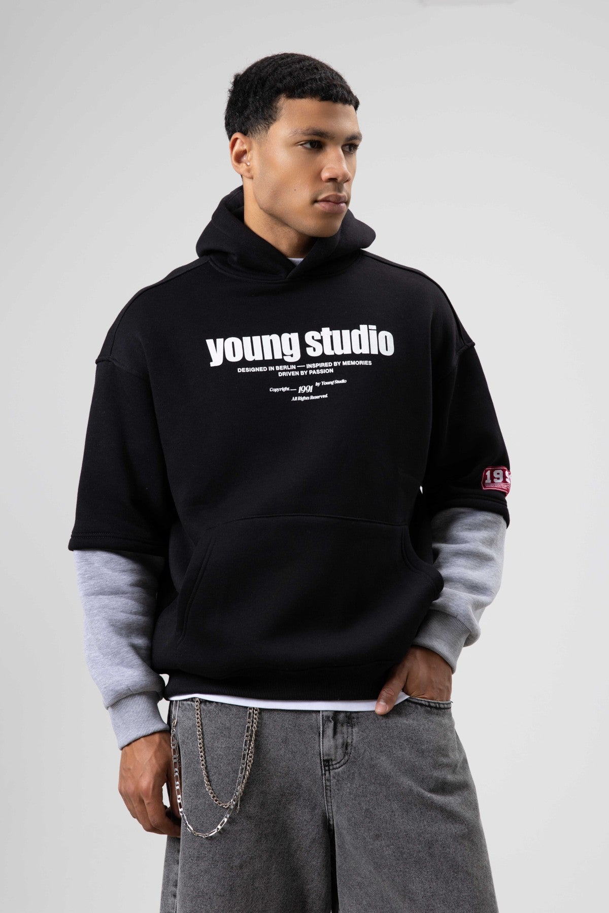 Oversize Baskılı Kapüşonlu Sweatshirt Siyah