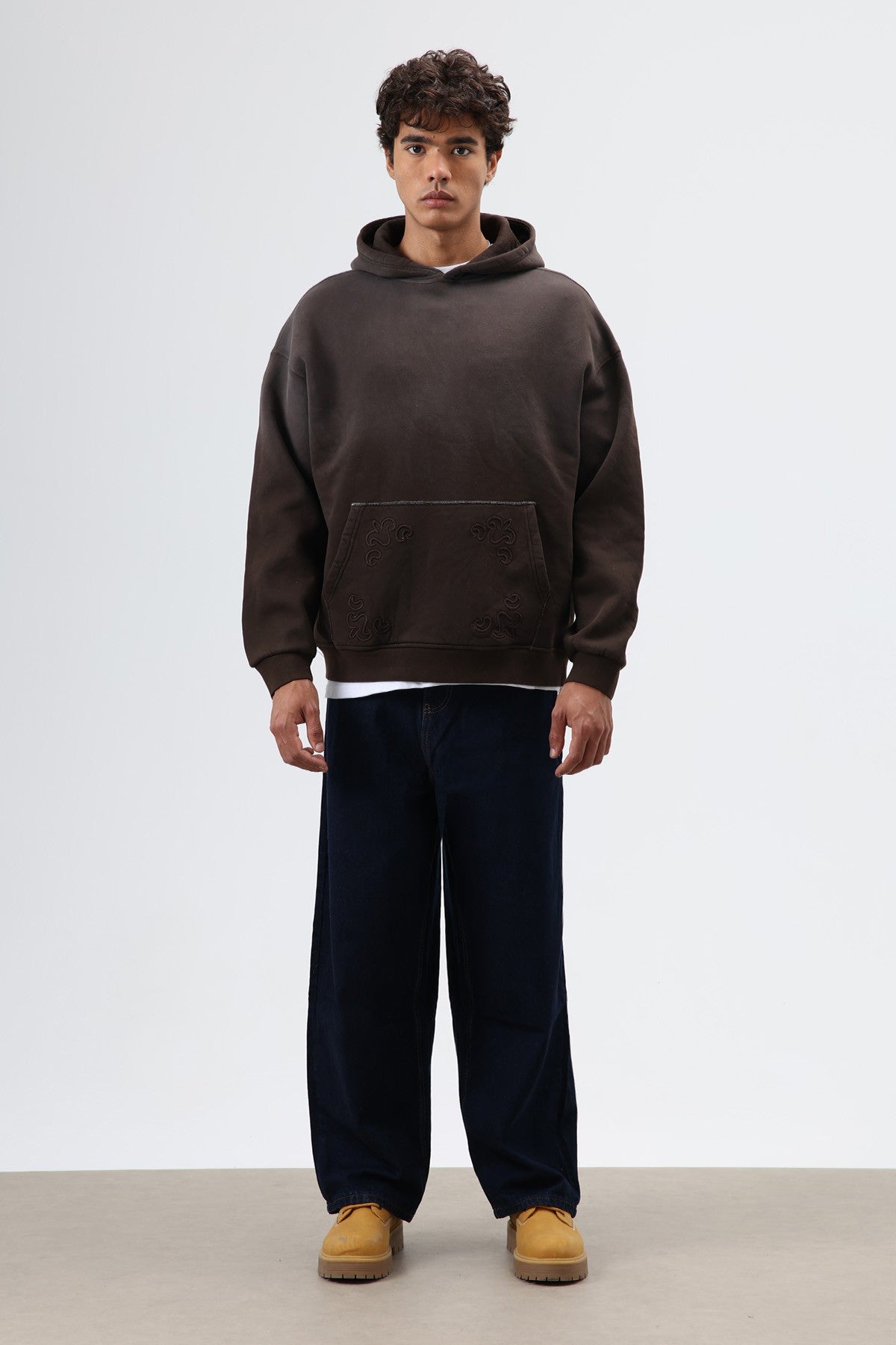 Oversize Nakış Detaylı Hoodie