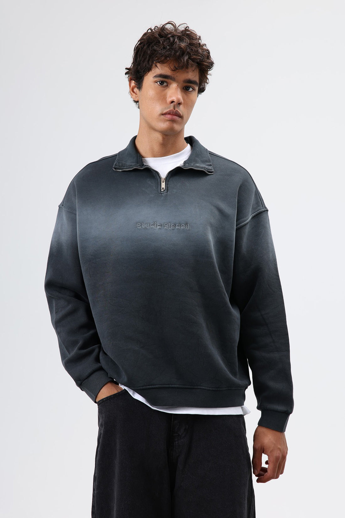 Yaka Fermuarlı Oversize Sweatshirt