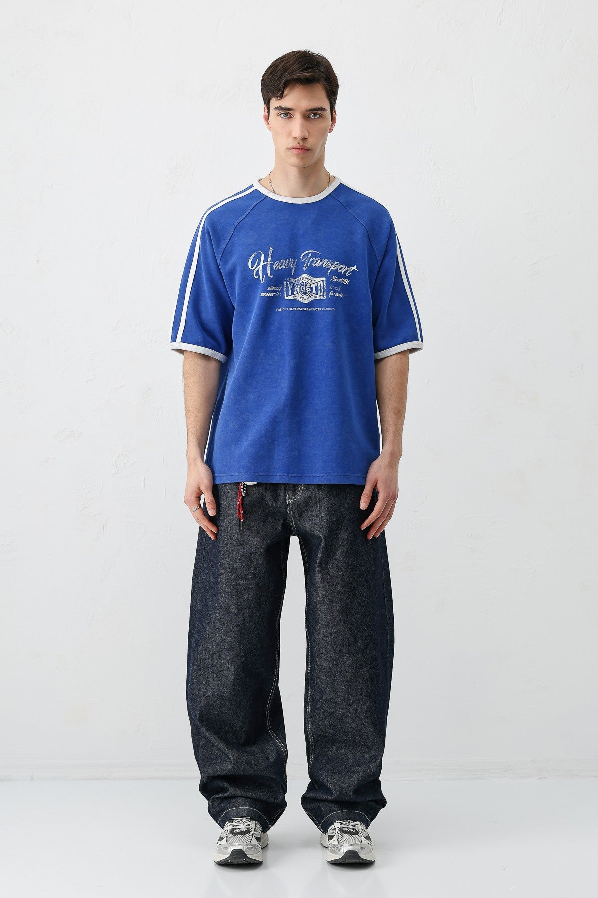 T-SHIRT WASHED REGLAN KOL