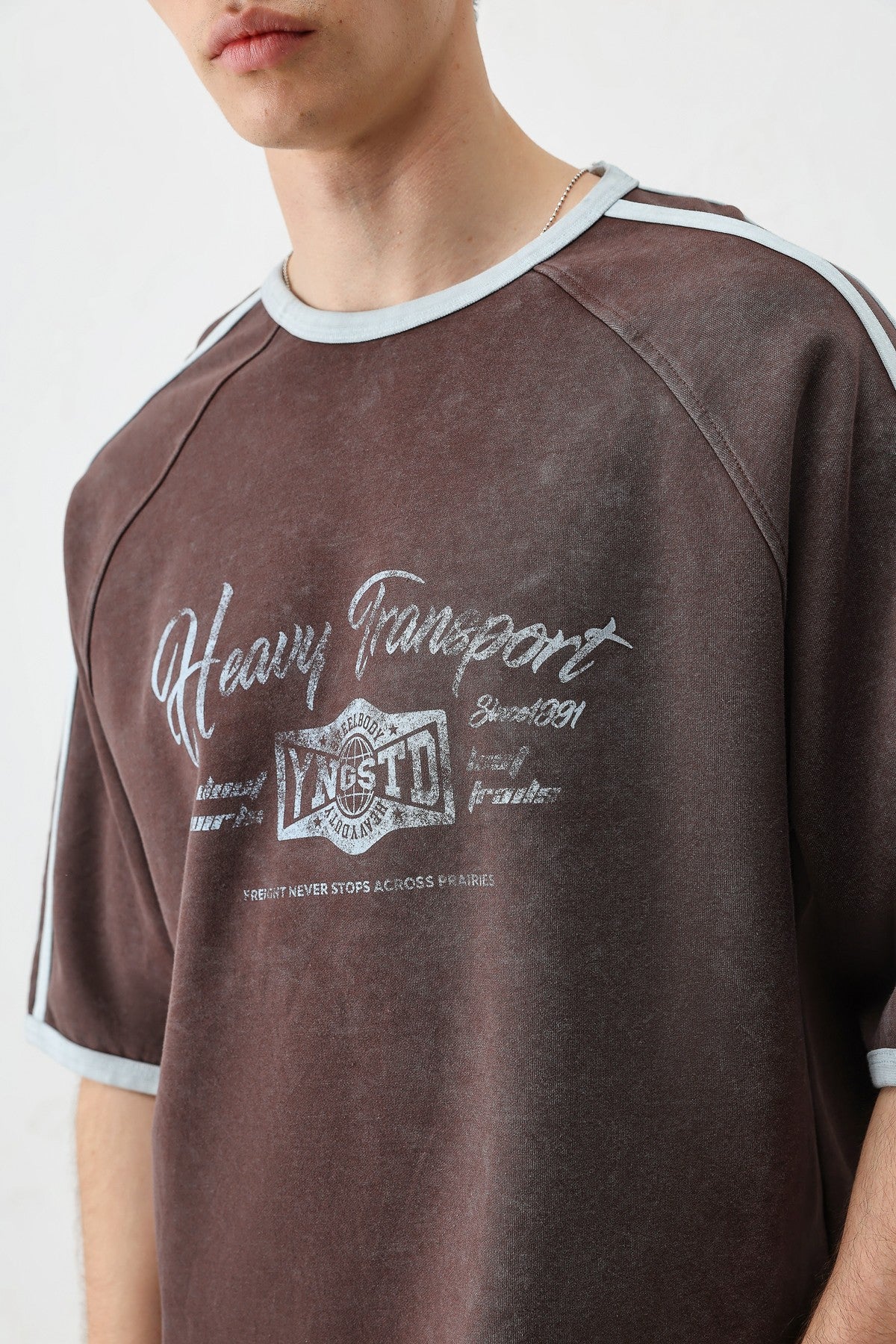 T-SHIRT WASHED REGLAN KOL
