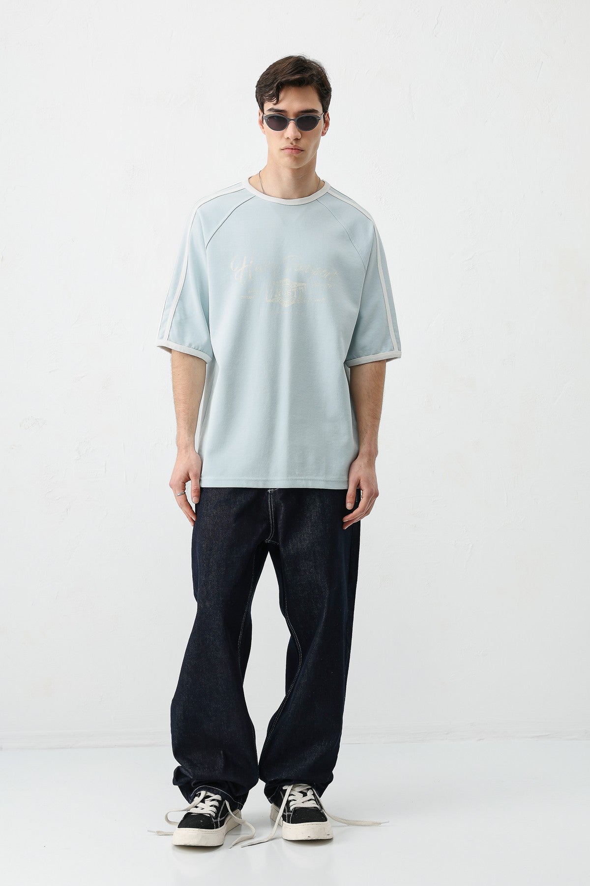 T-SHIRT WASHED REGLAN KOL