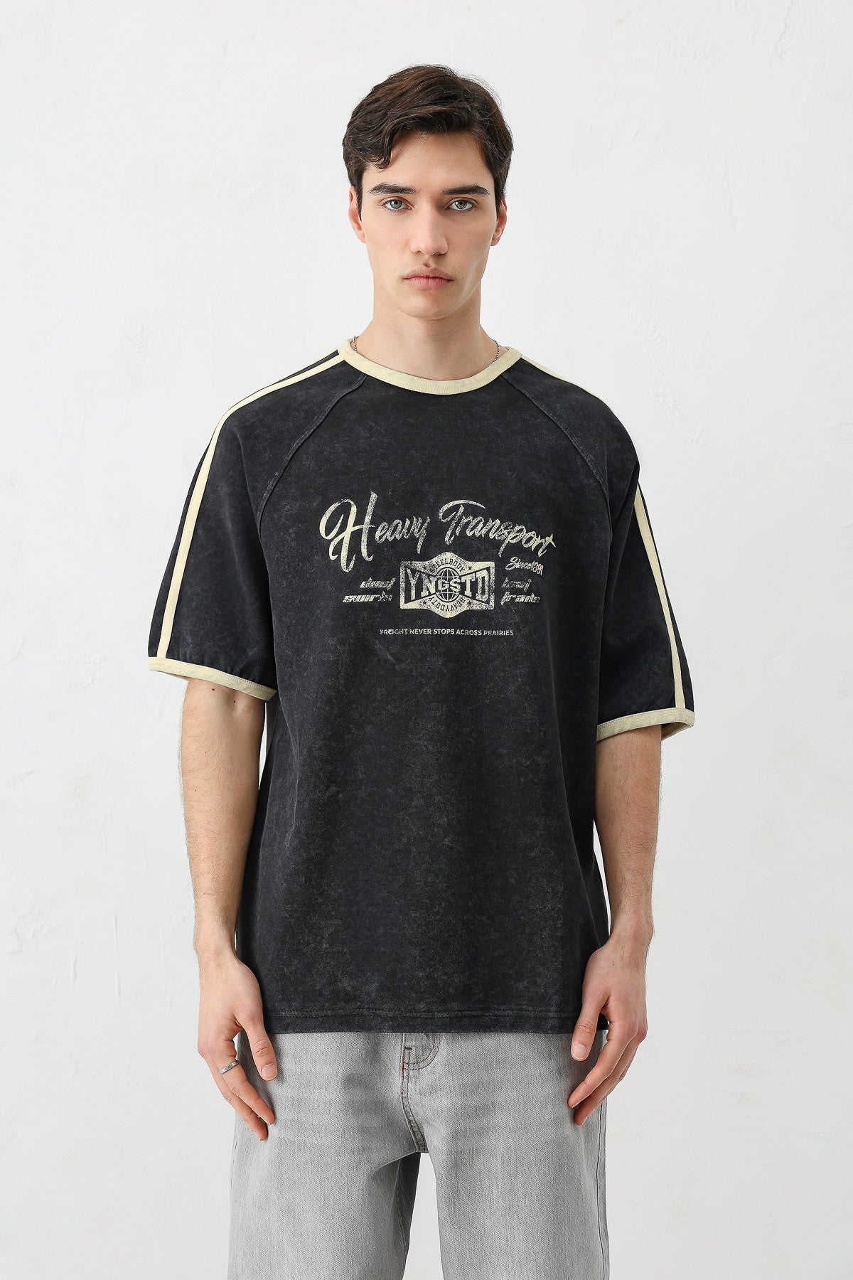 T-SHIRT WASHED REGLAN KOL