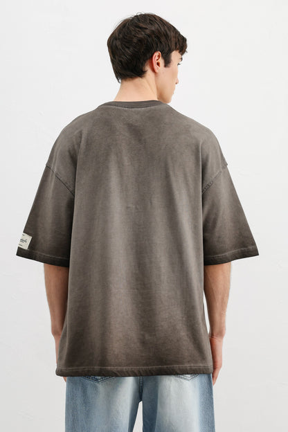 Oversize Baskılı Tişört Kahve