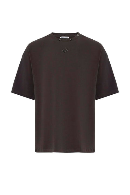 Oversize Metal Halka Detaylı Tişört