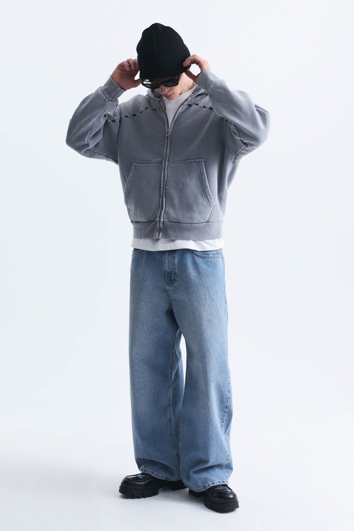 Boxy Fit Fermuarlı Kapüşonlu Sweatshirt