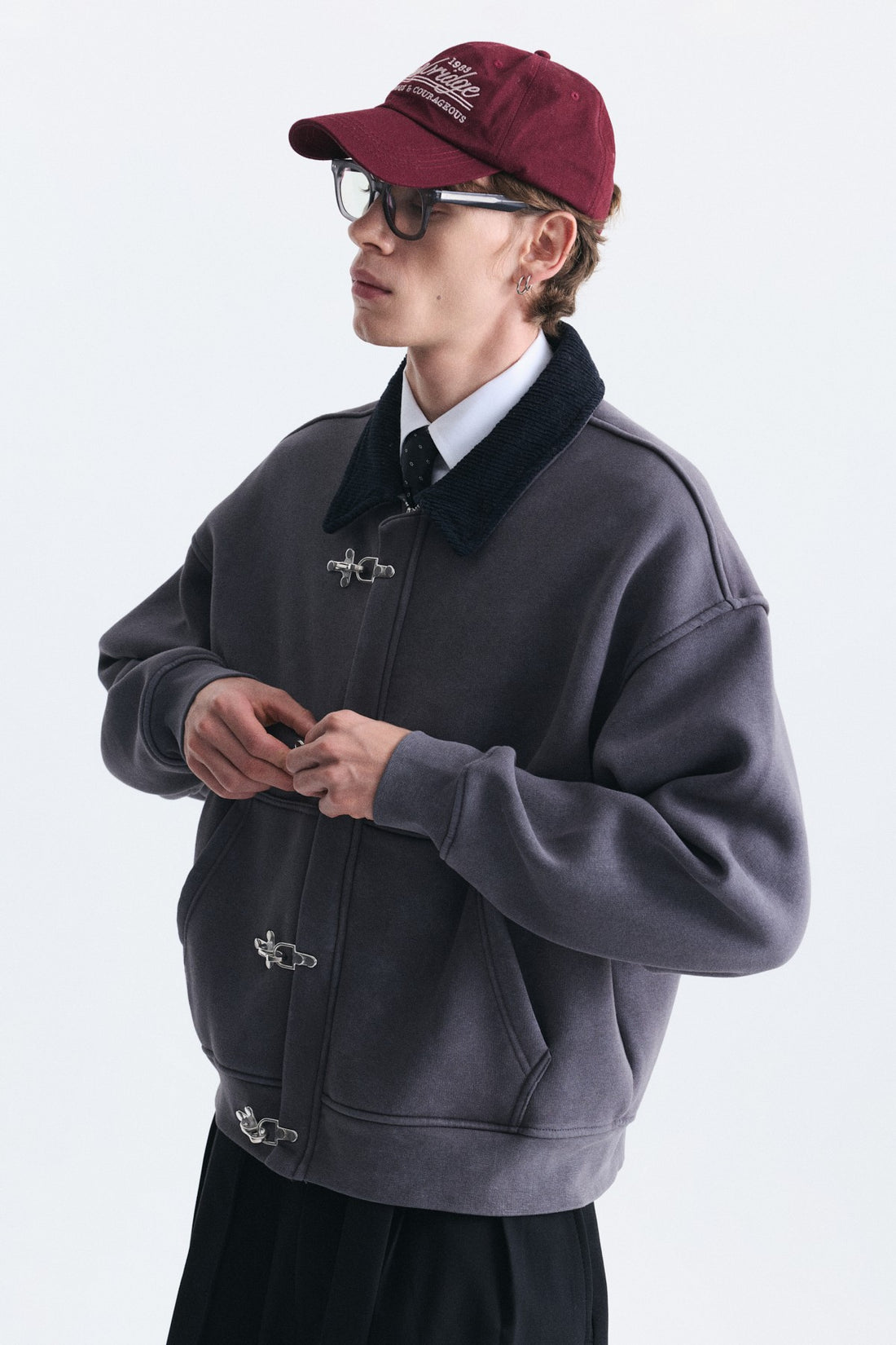 Metal Süslü Düğme Kapama Sweatshirt