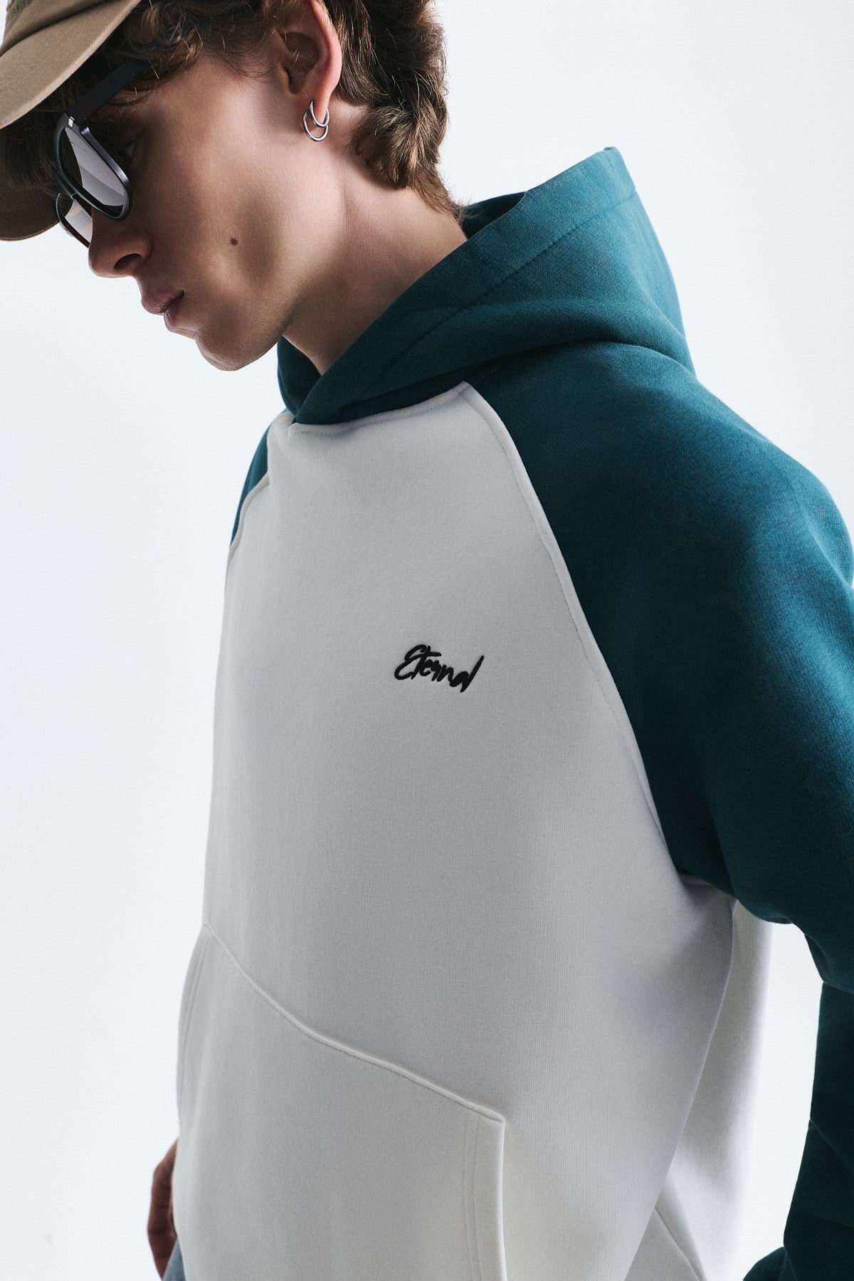 Renk Bloklu Kapüşonlu Sweatshirt