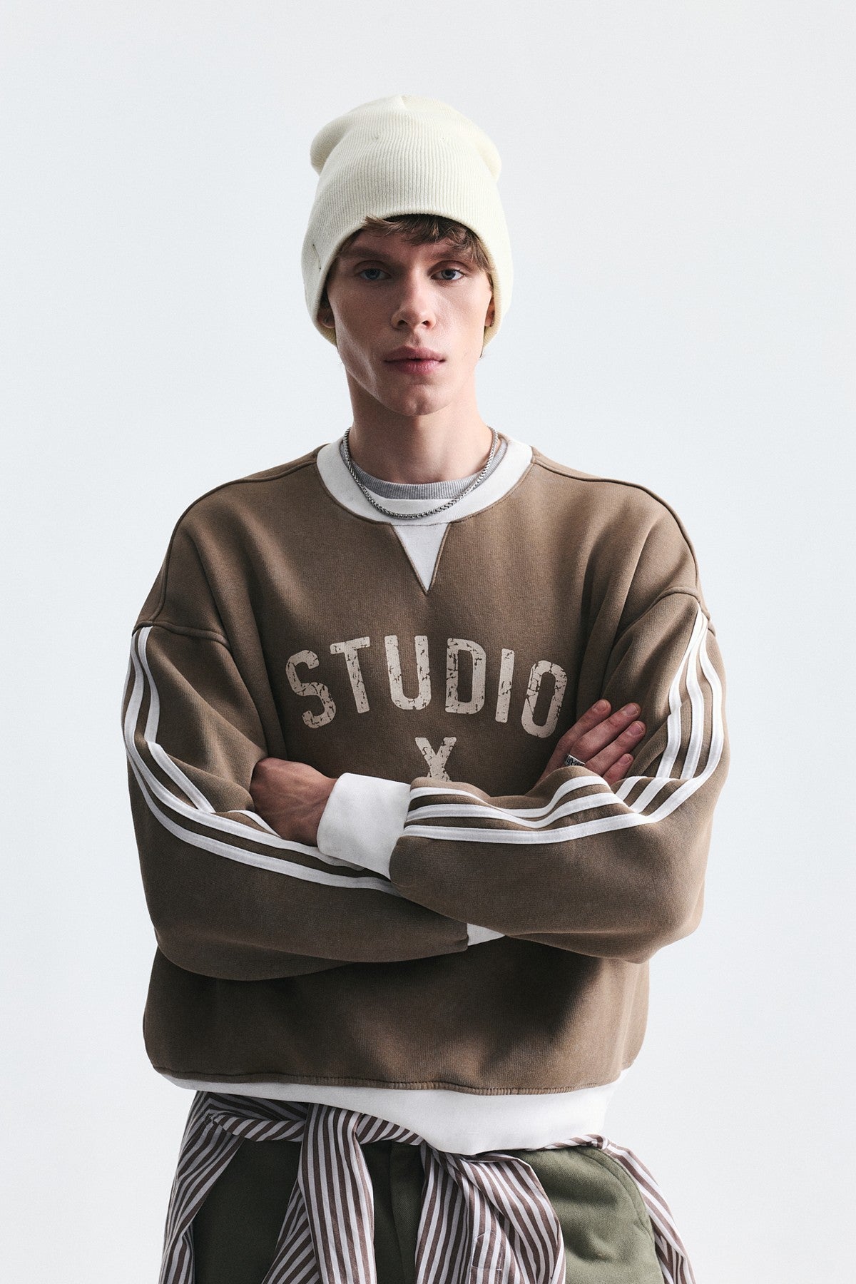 Kontrast Yaka Oversize Sweatshirt