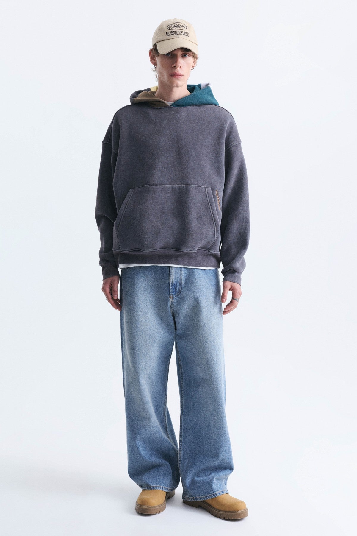 Boxy Fit Kapüşonlu Sweatshirt