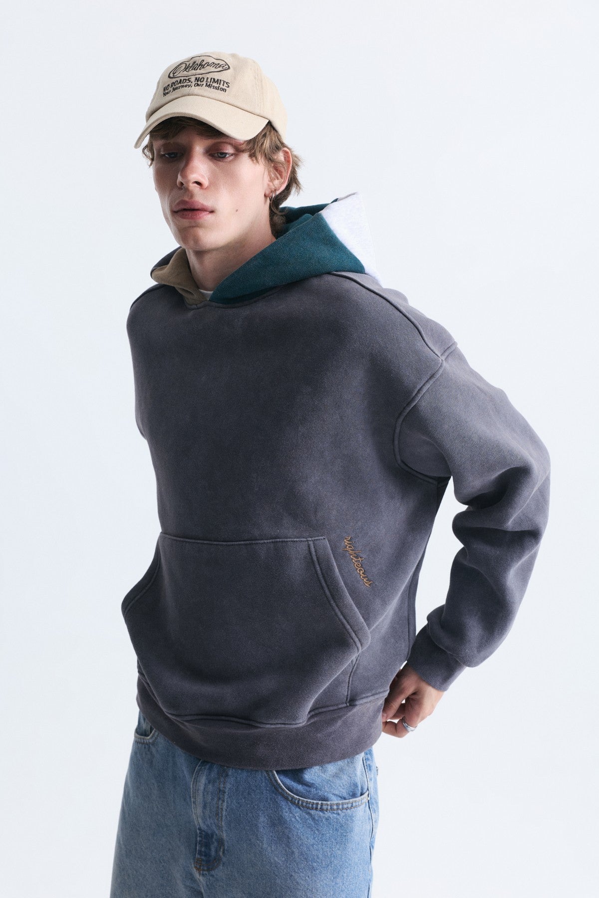 Boxy Fit Kapüşonlu Sweatshirt