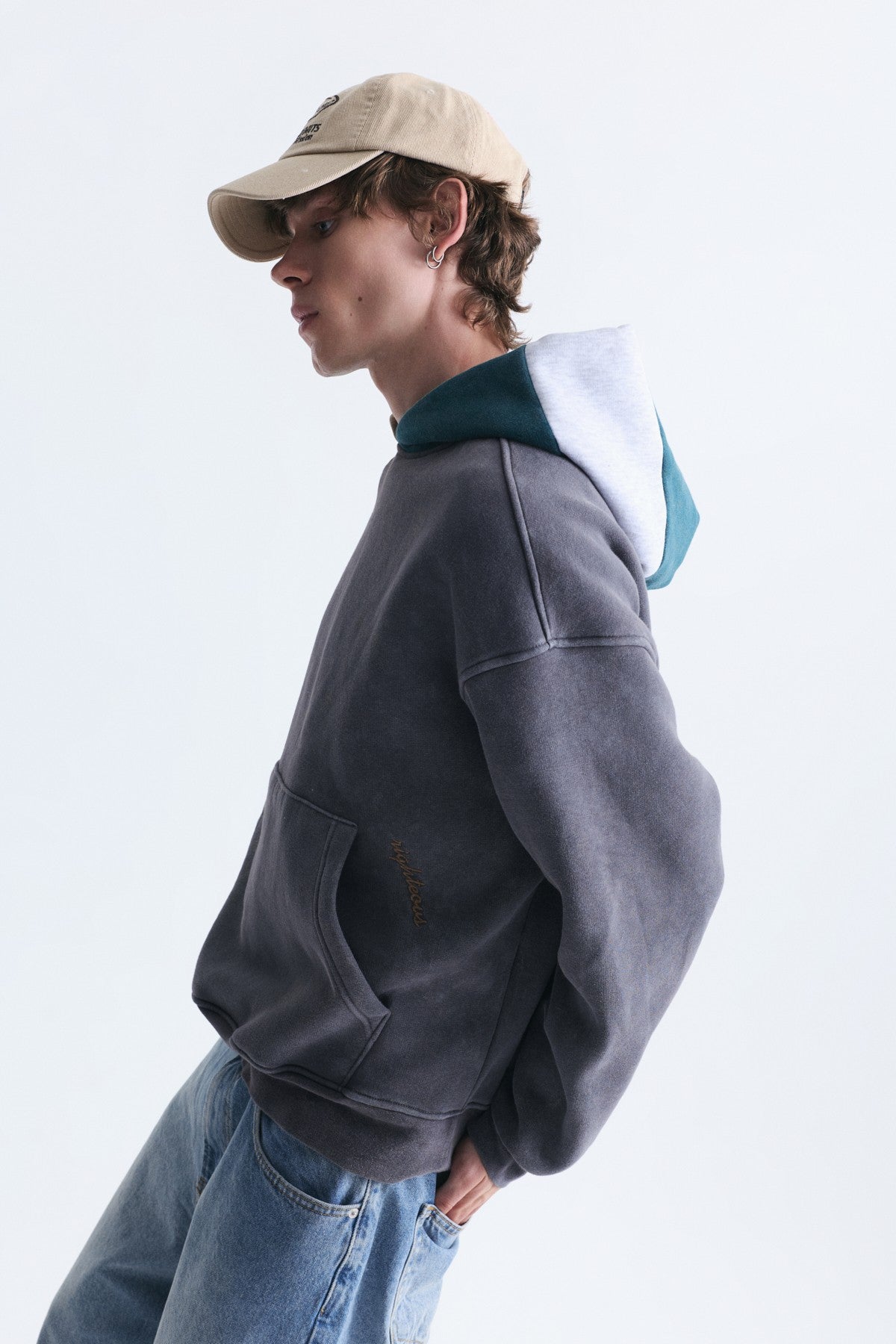 Boxy Fit Kapüşonlu Sweatshirt