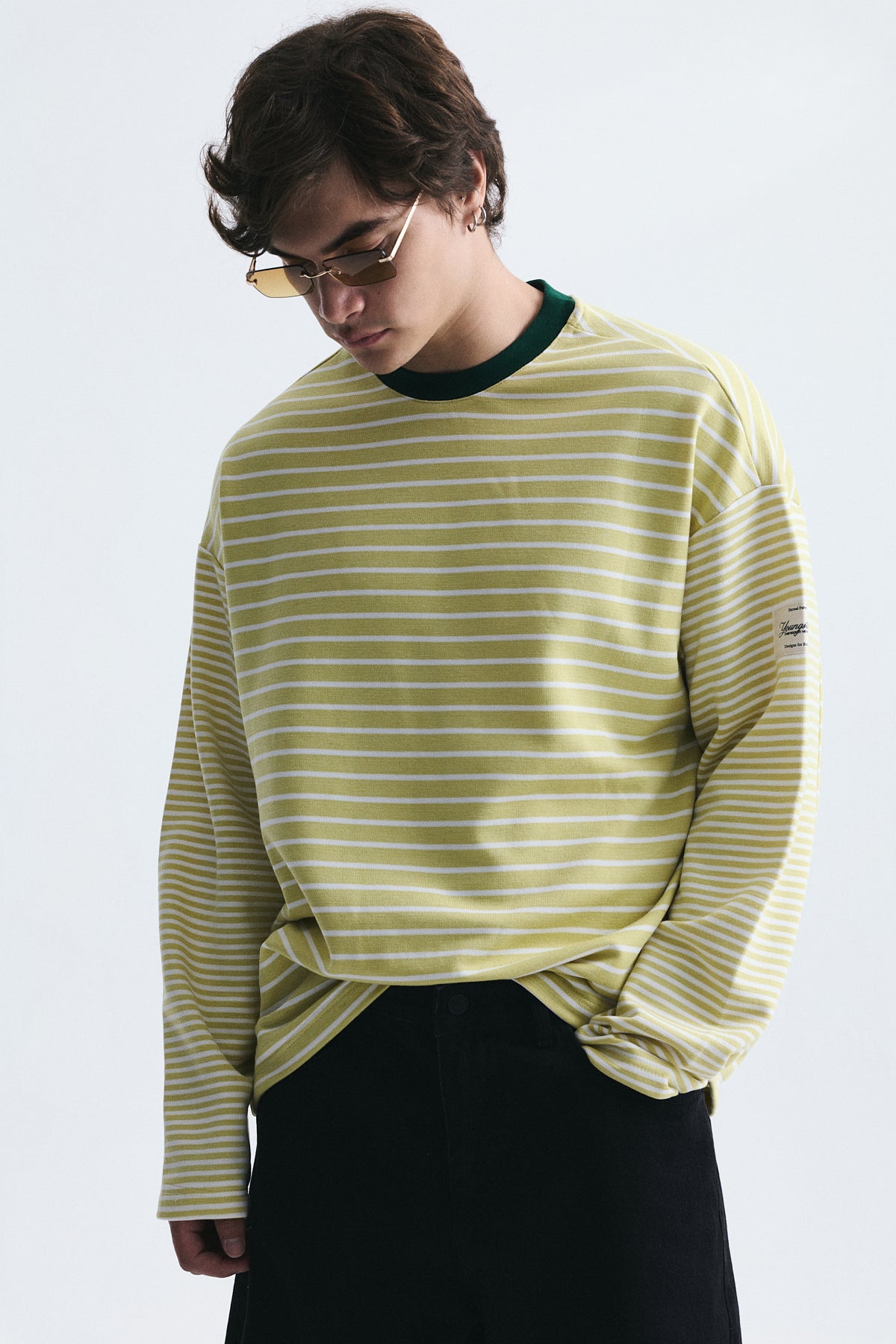Kontrast Yaka Çizgili Sweatshirt