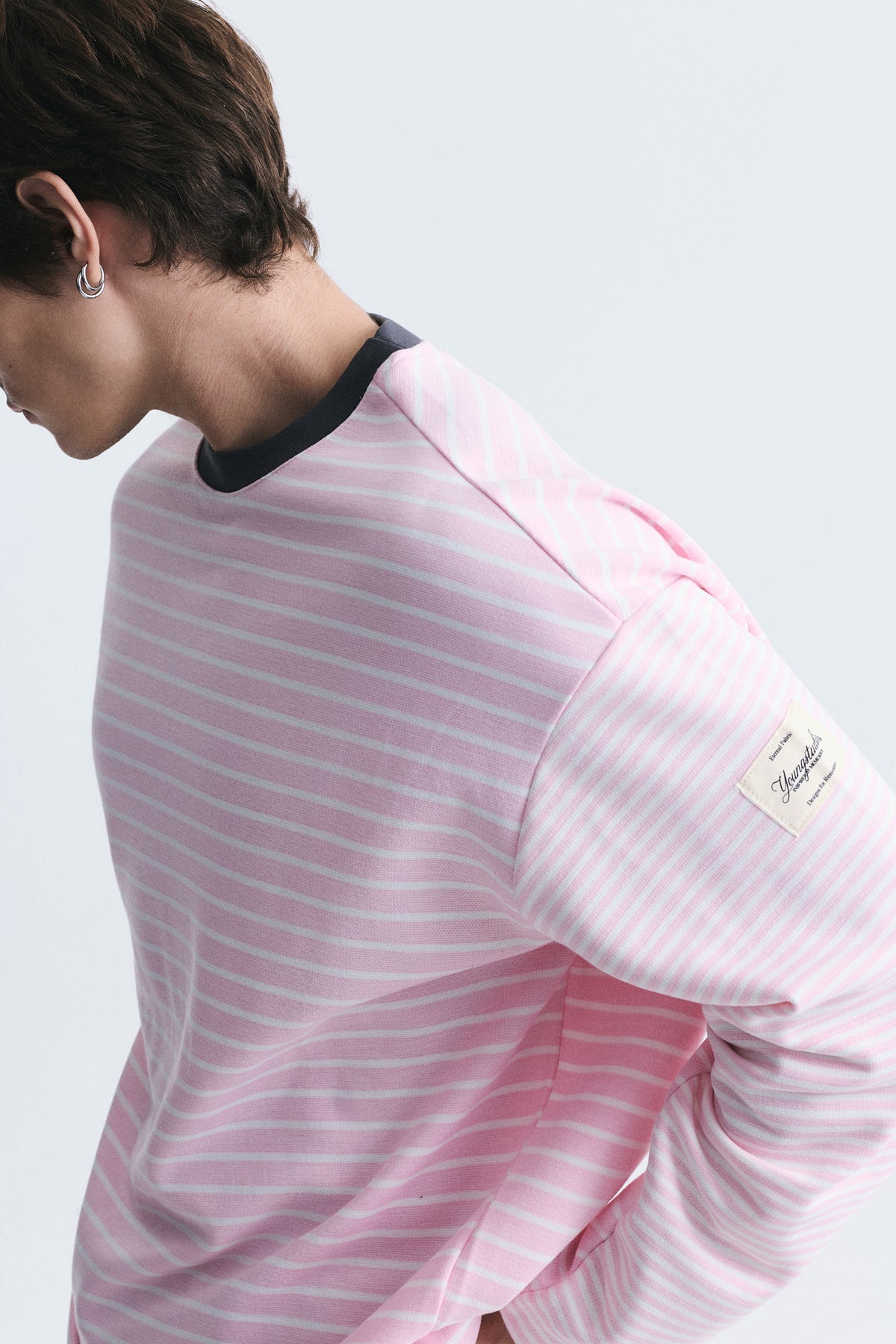 Kontrast Yaka Çizgili Sweatshirt