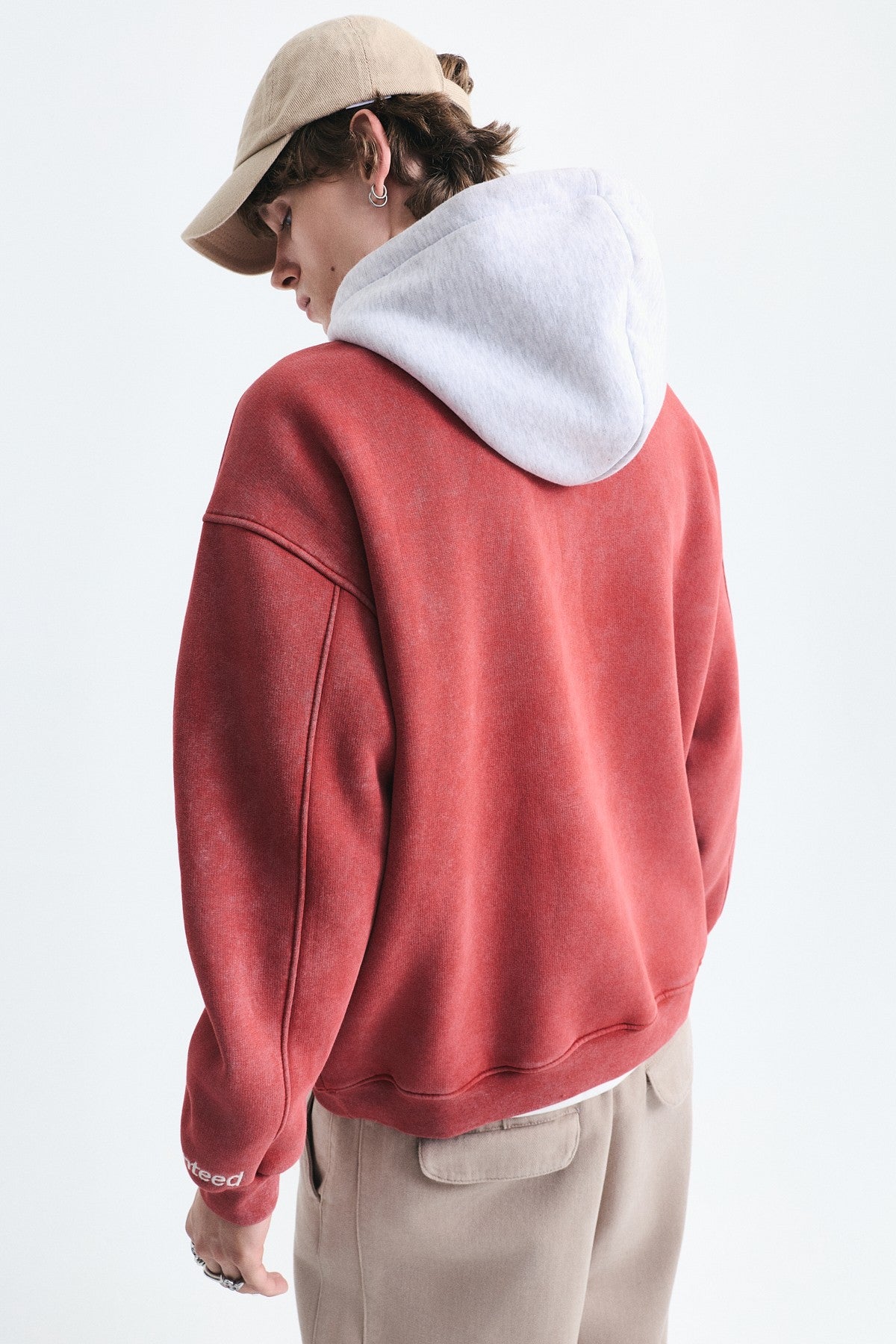 Oversize Baskılı Kapüşonlu Sweatshirt V70-266