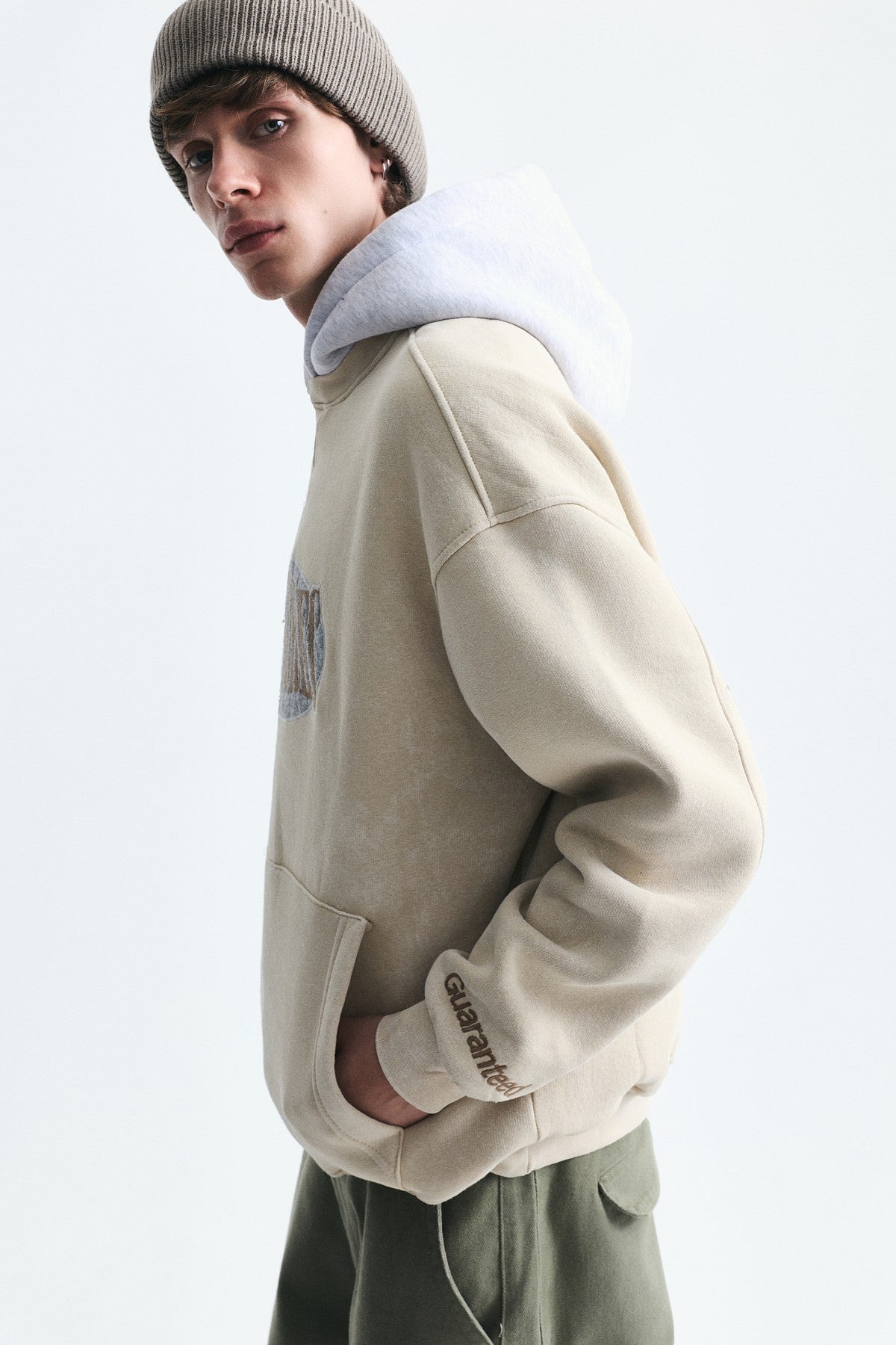Oversize Baskılı Kapüşonlu Sweatshirt V70-266