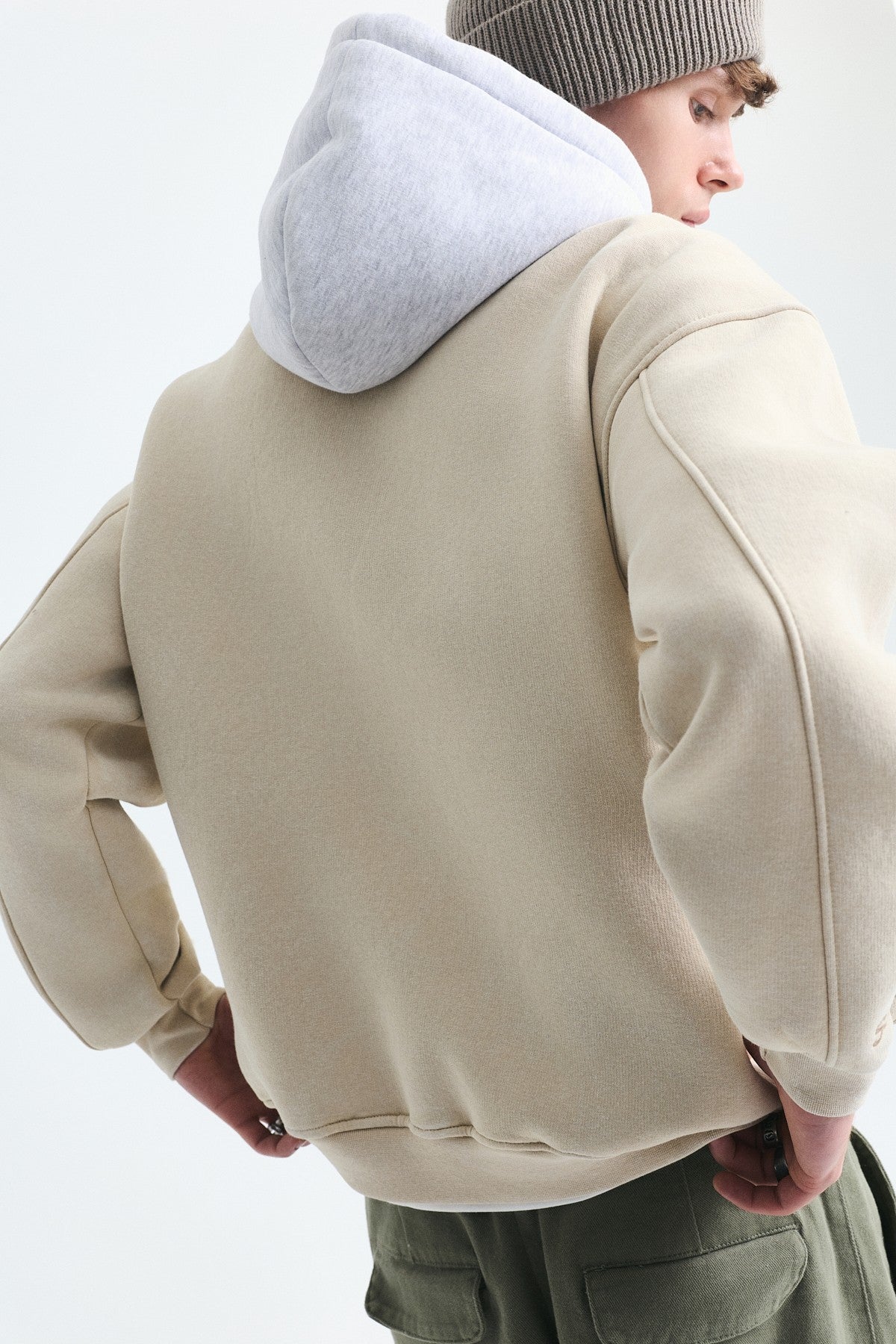 Oversize Baskılı Kapüşonlu Sweatshirt V70-266