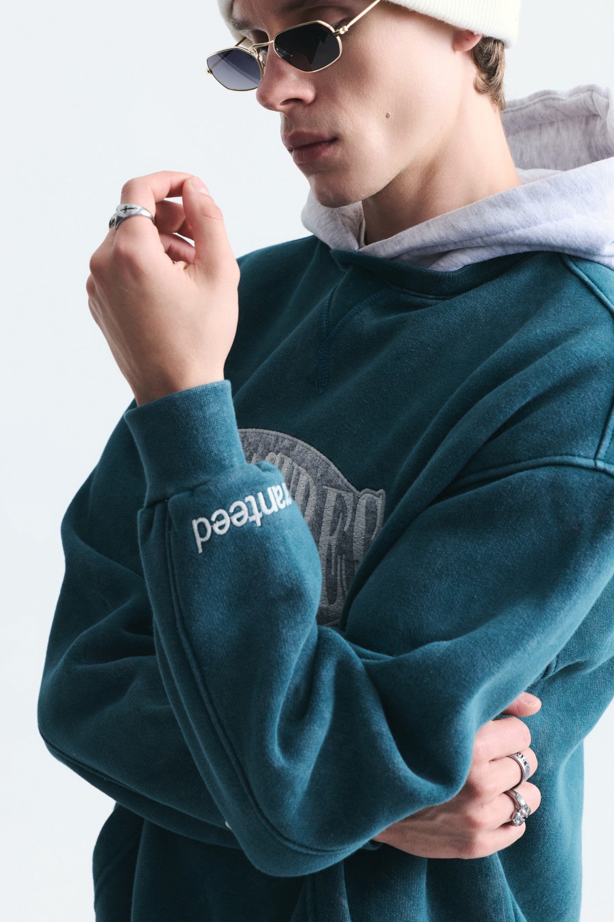 Oversize Baskılı Kapüşonlu Sweatshirt V70-266
