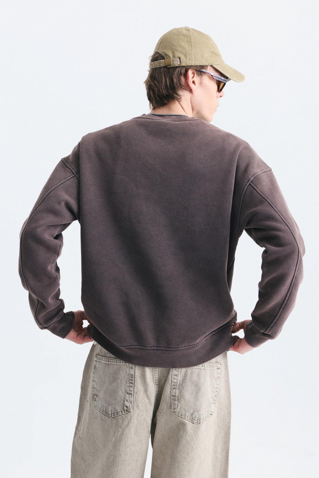 Oversize Yıkamalı Bisiklet Yaka Sweatshirt