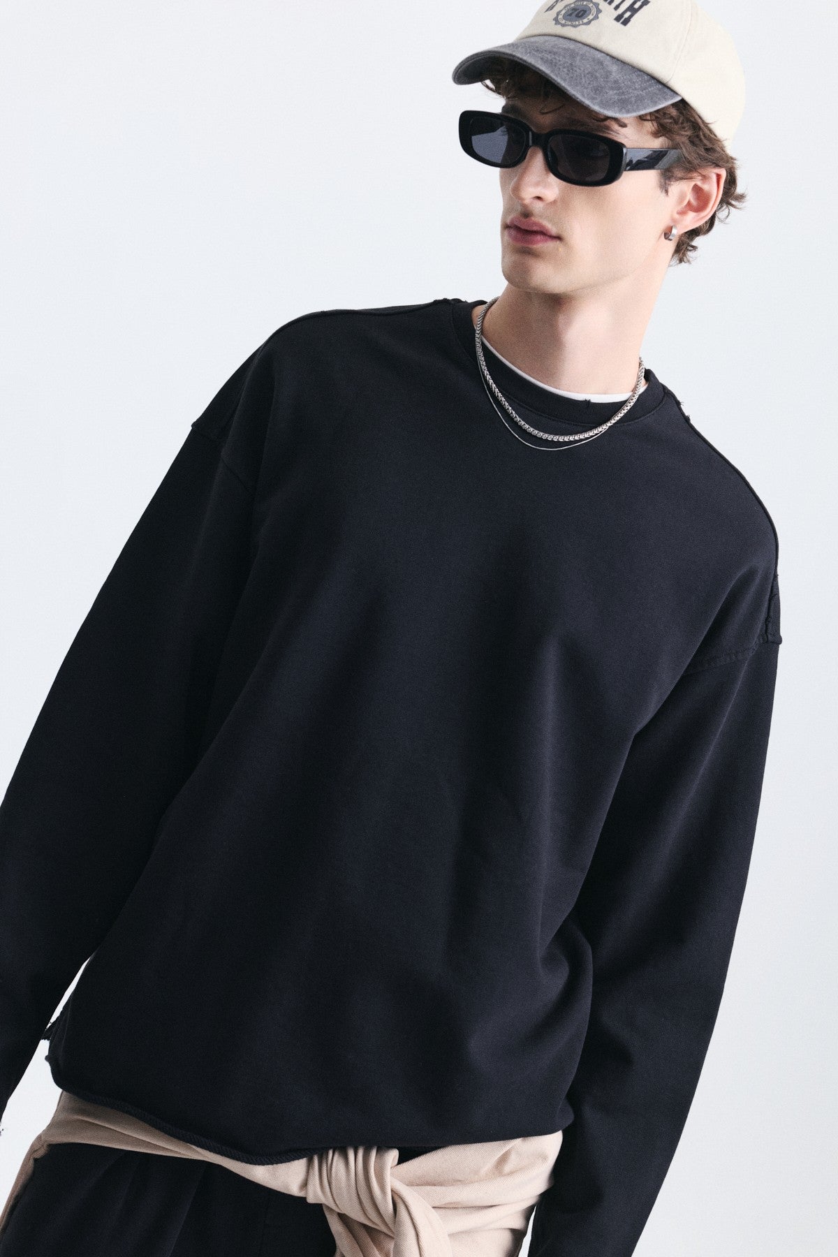 Dikiş Detaylı Oversize Sweatshirt